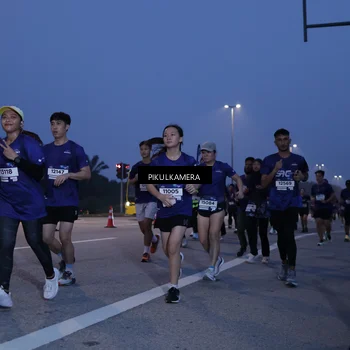 Runner Photo 7322509