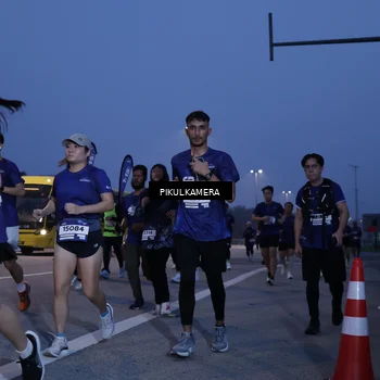 Runner Photo 7322593