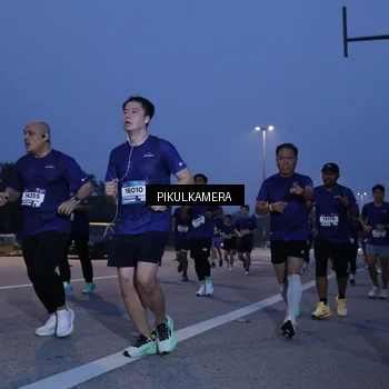 Runner Photo 7322743