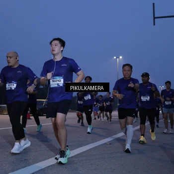 Runner Photo 7322748