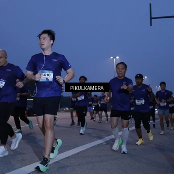 Runner Photo 7322775
