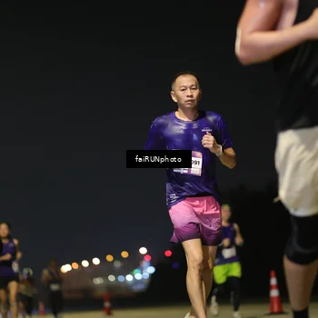 Runner Photo 7322843