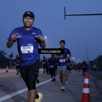 Runner Photo 7322883