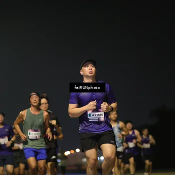 Runner Photo 7322912