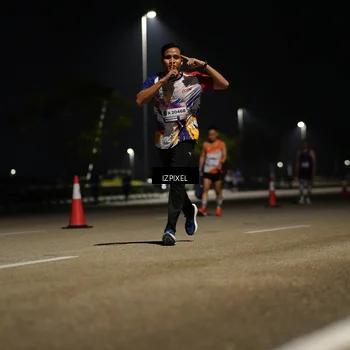 Runner Photo 7323015