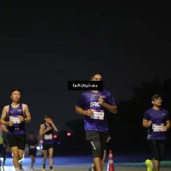 Runner Photo 7323018