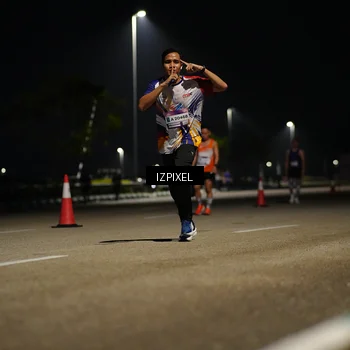 Runner Photo 7323039