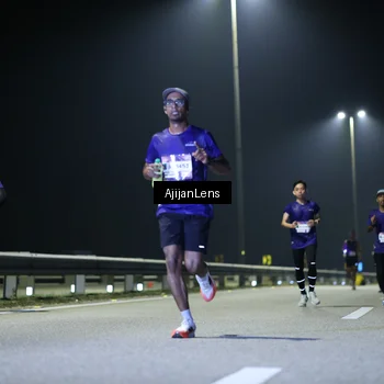 Runner Photo 7323053
