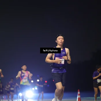 Runner Photo 7323065