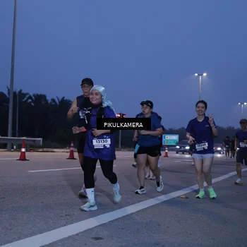 Runner Photo 7323072
