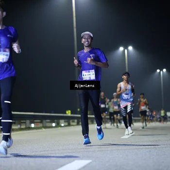 Runner Photo 7323169