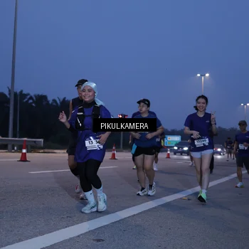 Runner Photo 7323199