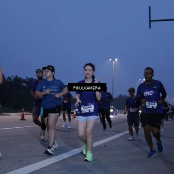 Runner Photo 7323286