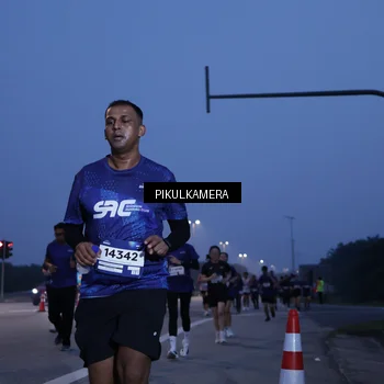 Runner Photo 7323316