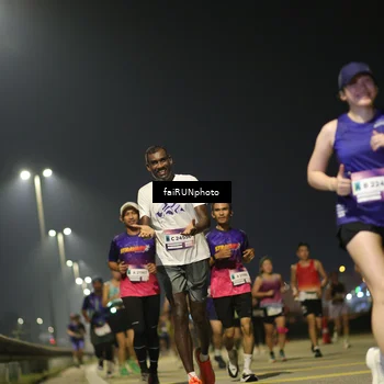 Runner Photo 7323337