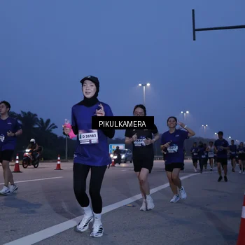 Runner Photo 7323339