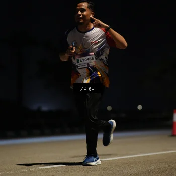 Runner Photo 7323343