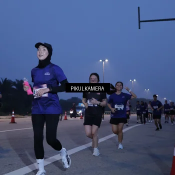 Runner Photo 7323380