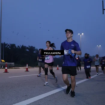 Runner Photo 7323458
