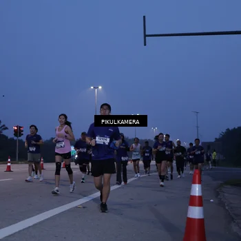 Runner Photo 7323463