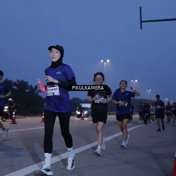 Runner Photo 7323480