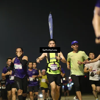 Runner Photo 7323546