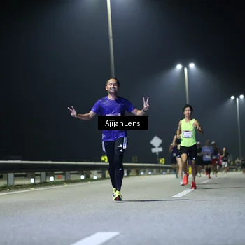 Runner Photo 7323614