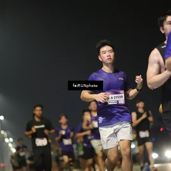 Runner Photo 7323636