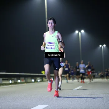 Runner Photo 7323646