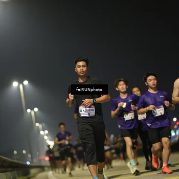 Runner Photo 7323658