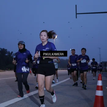 Runner Photo 7323660