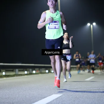 Runner Photo 7323672