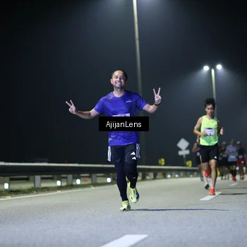 Runner Photo 7323693