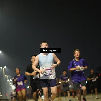 Runner Photo 7323698
