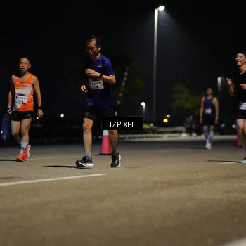 Runner Photo 7323705