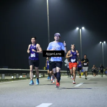 Runner Photo 7323724