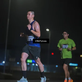 Runner Photo 7323771