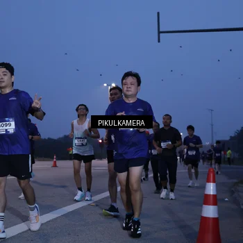 Runner Photo 7323789