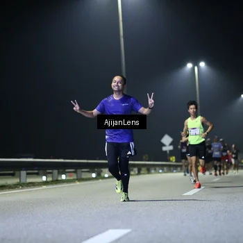 Runner Photo 7323790