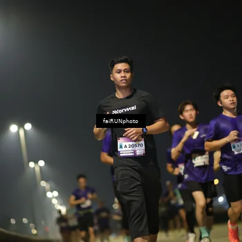 Runner Photo 7323796