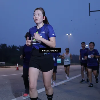 Runner Photo 7323799