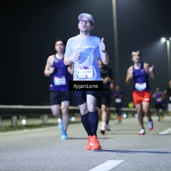 Runner Photo 7323811