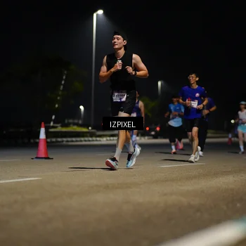 Runner Photo 7323818