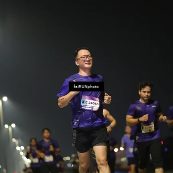 Runner Photo 7323834