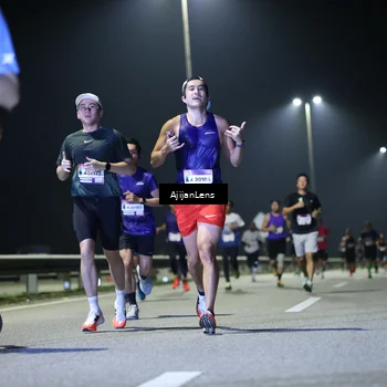 Runner Photo 7323842