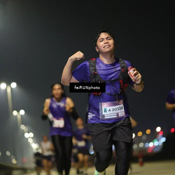 Runner Photo 7323855