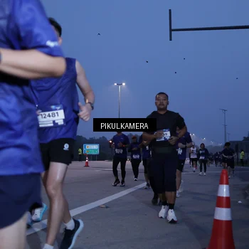 Runner Photo 7323899