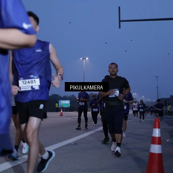 Runner Photo 7323905