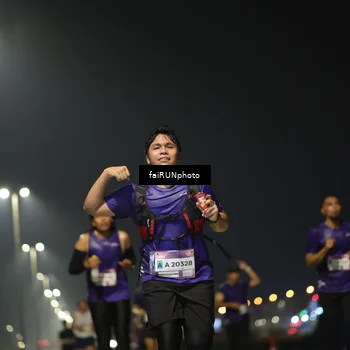 Runner Photo 7323912