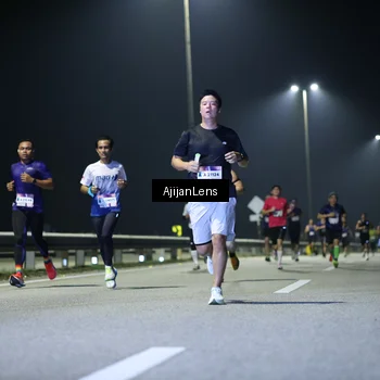 Runner Photo 7323924